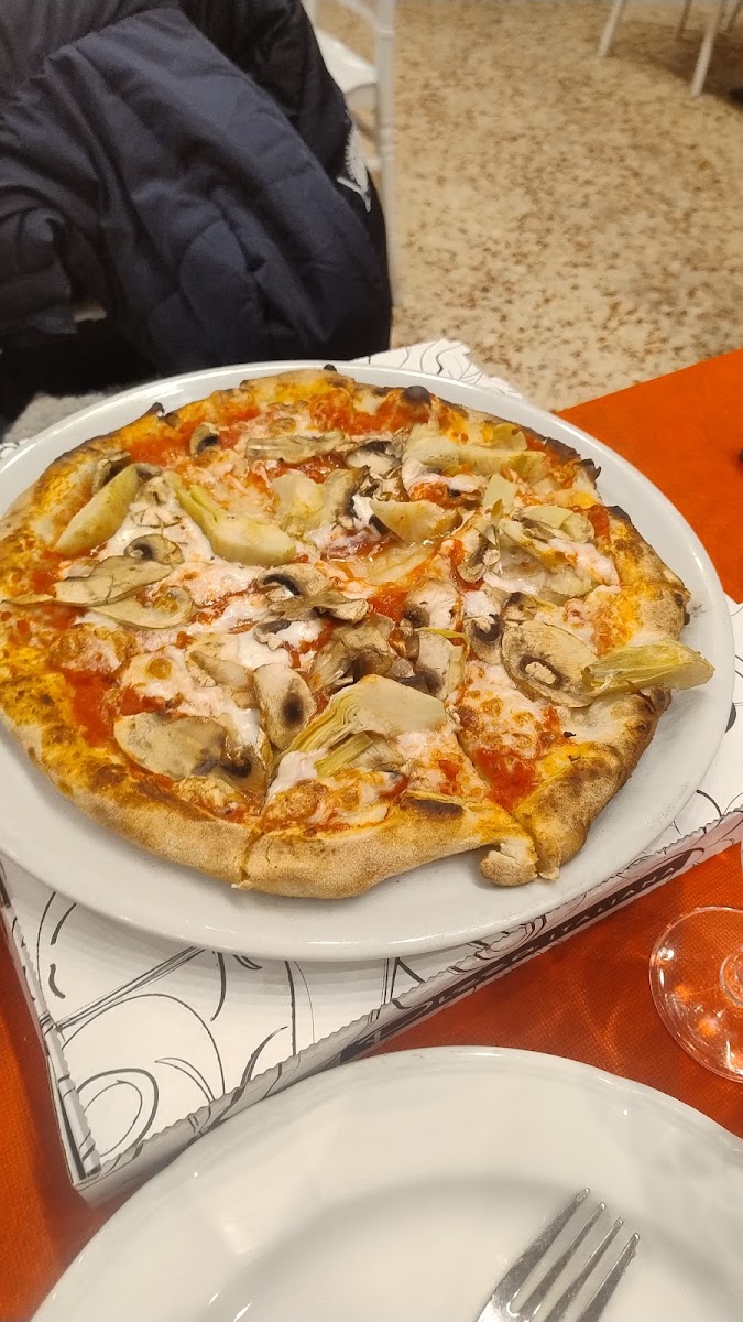 A Facci R'immiriusi Ristorante E Pizzeria-3